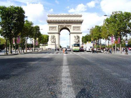 Le Triomphe Elysees Paris Exterior photo